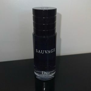 Sauvage dior mens cologne